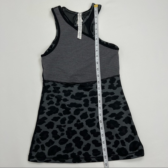 NWOT | Lululemon Camo Two In One Mesh Up Tank - Picture 10 of 14